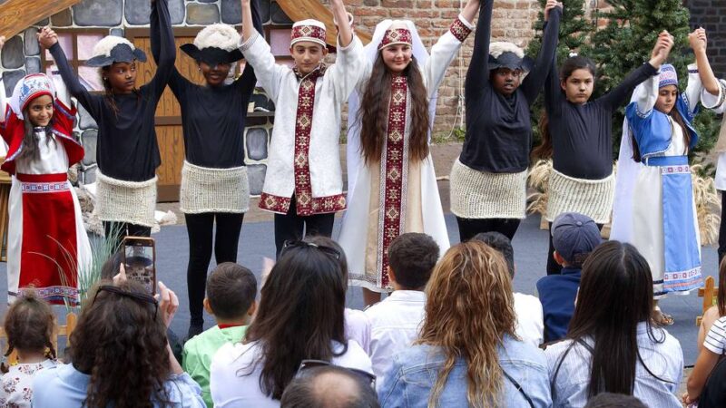 Projekt der Flüchtlingshilfe Xanten: Viel Beifall für Theaterstück