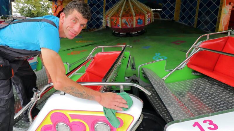 Schützenfest in Rheinberg: Alles startklar für die Schützenkirmes