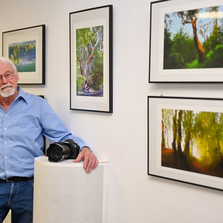 Kunstausstellung im Kultur-Haus Zach: Hückeswagener Fotograf malt jetzt mit Licht