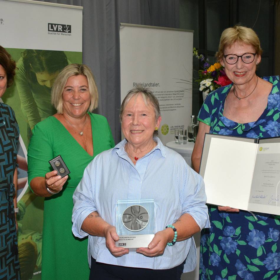 In Kaarst geehrt: Rheinlandtaler für Brigitte Albrecht