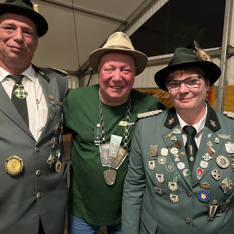 Schützenfest in Wardt: Gerade noch Kellner – jetzt der König