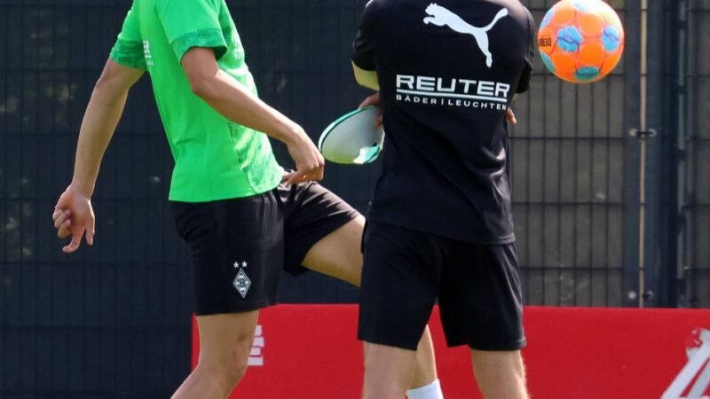 Frankfurt wieder an Itakura dran, Machino am Ball: Gladbachs Japaner sind beim Dienstag-Training im Fokus