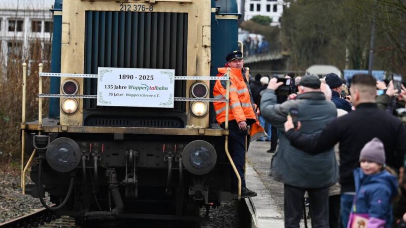 Bahnstrecke zwischen Radevormwald und Wuppertal: Wupperschiene: Neue Sonderfahrten und Gleisarbeiten