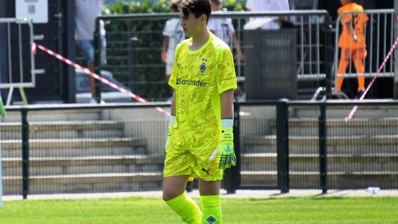 „Mit viel Mentalität verteidigt“: Borussias U19 fährt dank Trippel Zittersieg ein