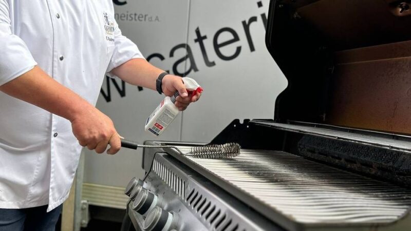 Tipps vom Grillprofi aus Nettetal: Wie bekomme ich meinen Grill sauber?