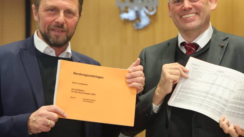 Leverkusens Haushaltskrise spitzt sich weiter zu: Disziplinarverfahren gegen Stadtkämmerer Molitor