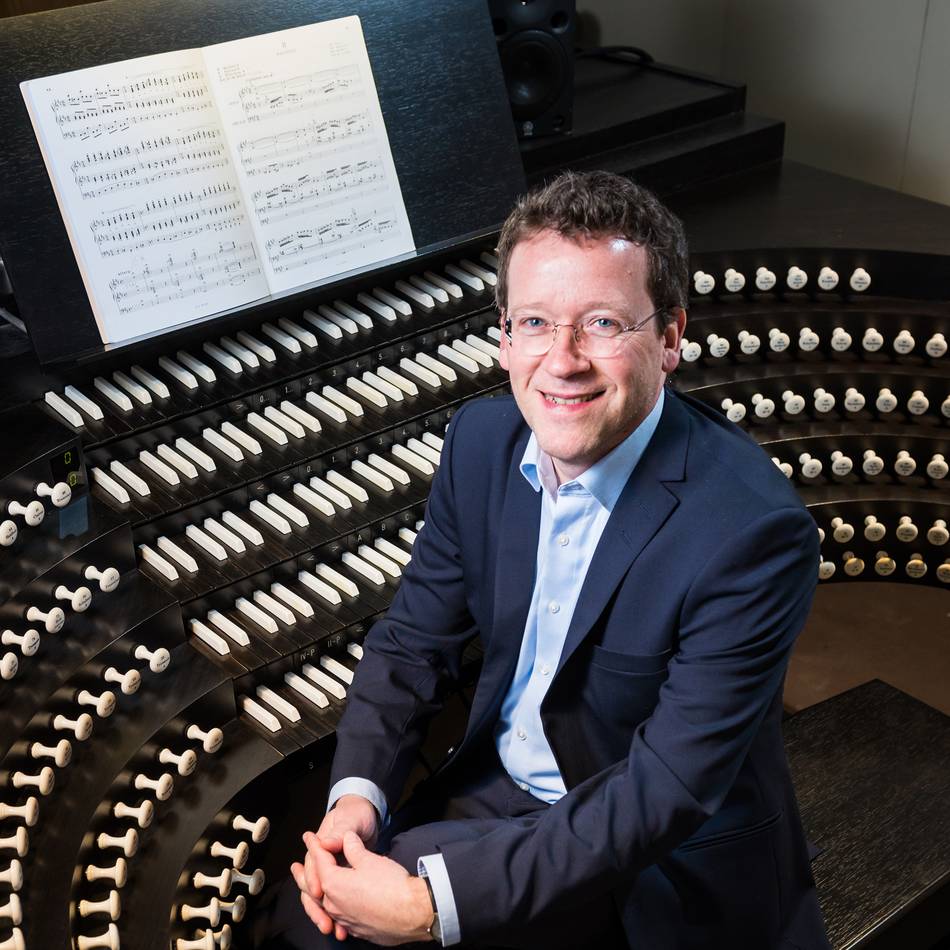 Domorganist Stefan Schmidt: Zauberer auf allen Ebenen