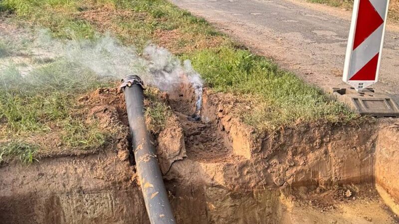 Flächenbrand in Goch: Baggerfahrer trifft Phosphorgranate aus dem Zweiten Weltkrieg