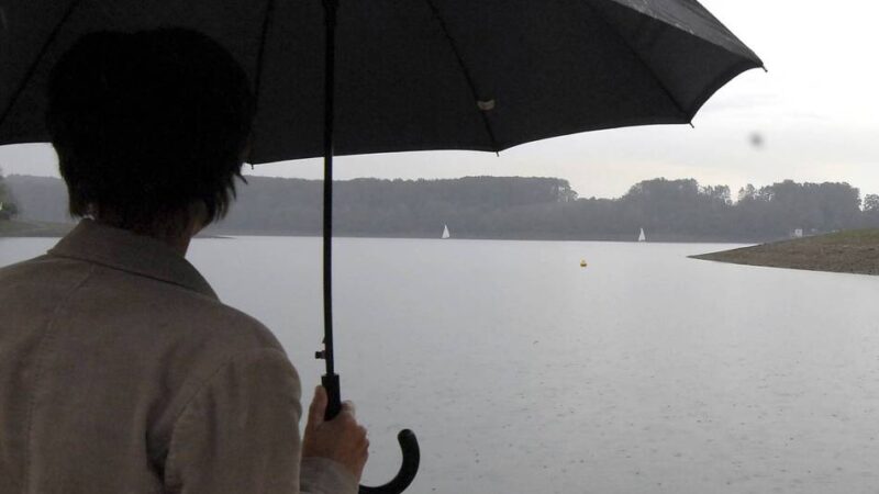 Niederschlag in Hückeswagen: Juli präsentiert sich beim Regen „typisch bergisch“