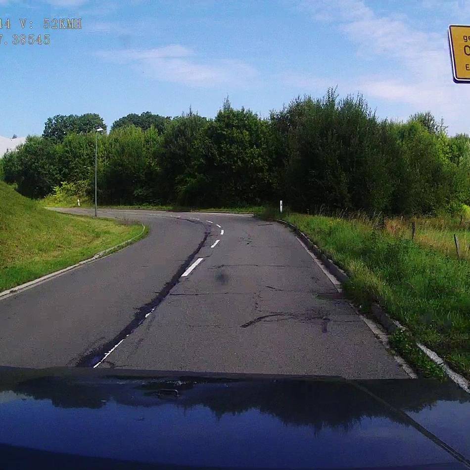 Vandalismus in Radevormwald: Ortseingangsschild an der K 11 erneut gestohlen