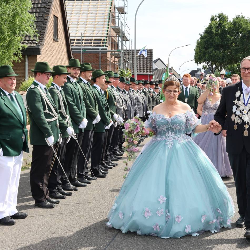 Schützenfest-Highlights in Grevenbroich: Autoscooter kehrt zurück nach Langwaden