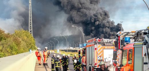 Hamburg: Ermittlungen gegen Geschäftsführer nach Großbrand im Hafen