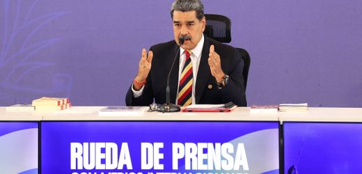 Venezuela: Nicolás Maduro droht USA nach Entsendung von US-Militärschiffen
