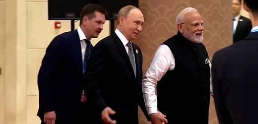 China-Gipfel: Wladimir Putin und seine Tätschel-Diplomatie mit Narendra Modi und Xi Jinping