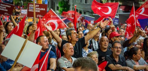 Istanbul: Polizei nimmt bei Razzien weitere Oppositionspolitiker fest