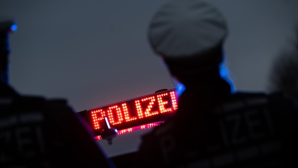 Einbruch in Velberter Autohaus: Ein Fahrzeug wurde gestohlen