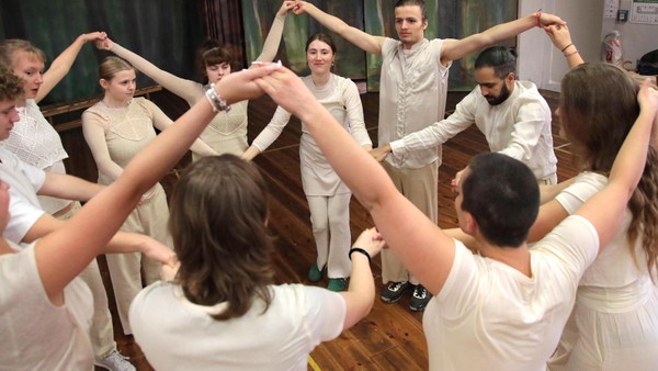 Velberter Schule bringt Performance „Human“ auf die Bühne