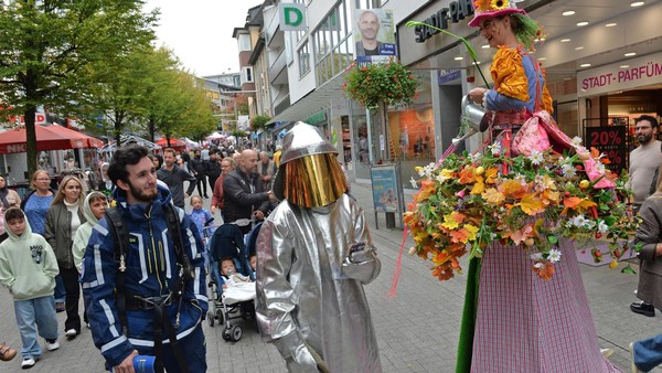 Schlangenfest in Velbert: So verzaubert Bunti alle Besucher