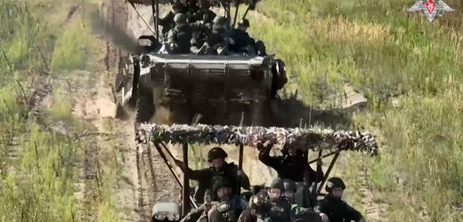 Russland: Video zeigt Militärmanöver Sapad mit Belarus als Drohkulisse