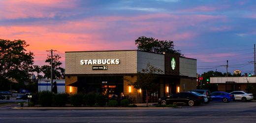 USA: Starbucks-Mitarbeiter klagen offenbar wegen neuen Dresscodes