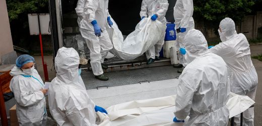 Ukraine-Krieg: Forensiker kämpfen mit Identifizierung der Toten