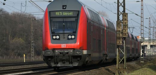 Bahnstrecke Düsseldorf-Köln: Polizei schließt Sabotage nicht aus