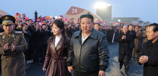 Tochter von Kim Jong Un: Der Auftritt von Nordkoreas Kronprinzessin