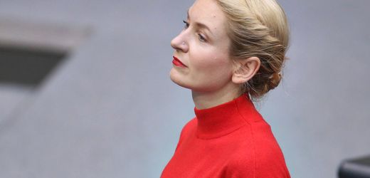 Bundesverfassungsgericht: Linken-Chefin Iris Schwerdtner stellt Zustimmung für Richterkandidaten infrage