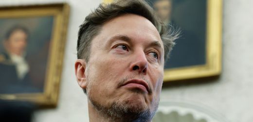 Elon Musk: Name des Tesla-Chefs taucht offenbar in den Epstein-Akten auf