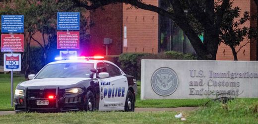 Dallas: Tödliche Schüsse in Texas galten offenbar ICE-Beamten und trafen Inhaftierte