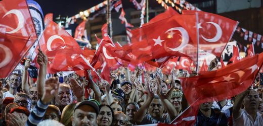Festnahmen in der Türkei: 48 Politiker der CHP bei neuer Verhaftungswelle festgesetzt