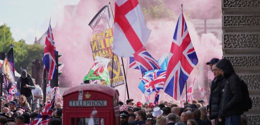 London: Rechte Großdemo mit 100.000 Teilnehmern gegen Einwanderung