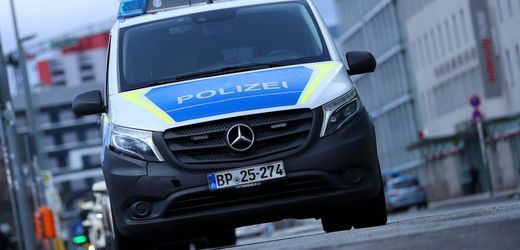 Berlin: Polizei geht mit Razzia gegen Rechtsextreme vor