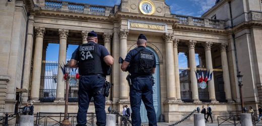 Frankreich: 80.000 Sicherheitskräfte sollen Proteste gegen Sparpläne bewachen