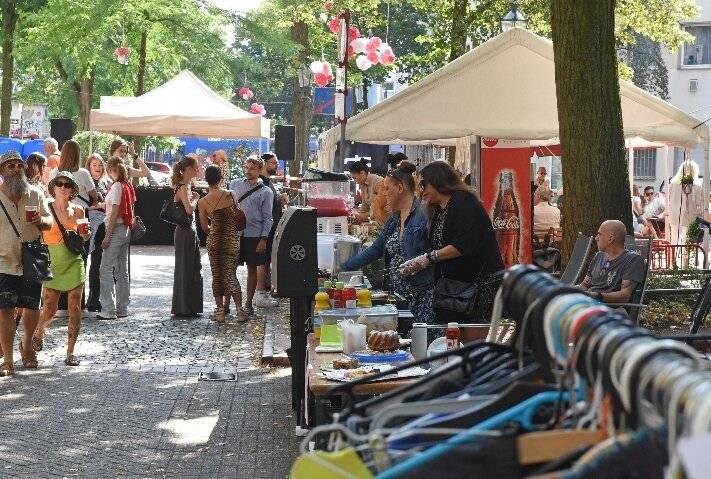Straßenfest in Düsseldorf: Gewachsenes Flügelstraßenfest geht in die zweite Runde