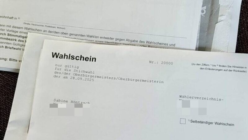Zweimal Post vom Wahlamt: Krefelderin erhält Briefwahl-Unterlagen doppelt
