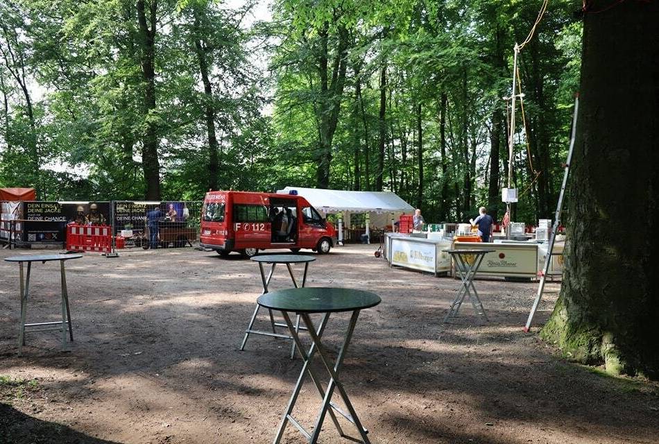 Mit Spielmannszug und DJ-Duo: Schützenverein St. Hubertus lädt zum traditionellen Biwak in Reichswalde