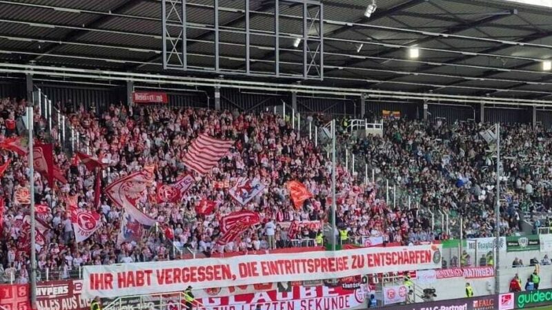 „Ihr habt vergessen, die Eintrittspreise zu entschärfen“: Fortuna-Fans protestieren gegen hohe Ticketkosten in Münster