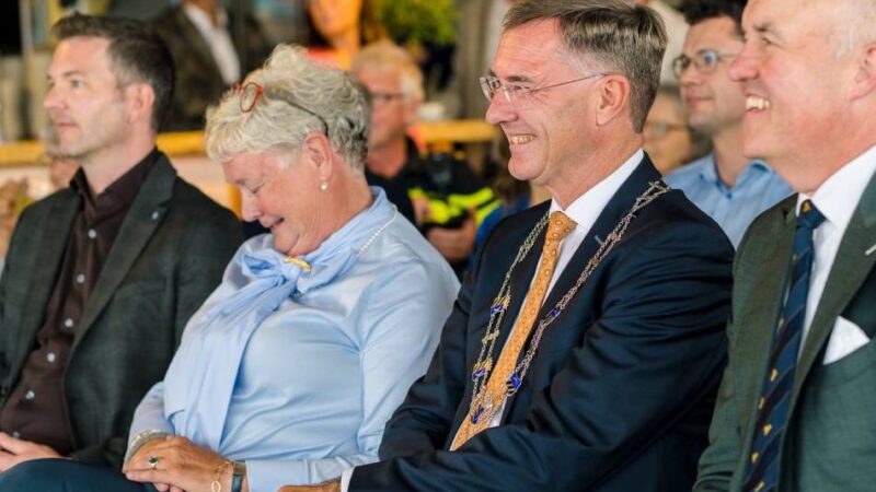 Ein Freund Kleves: Ameland verabschiedet Bürgermeister Leo Pieter Stoel