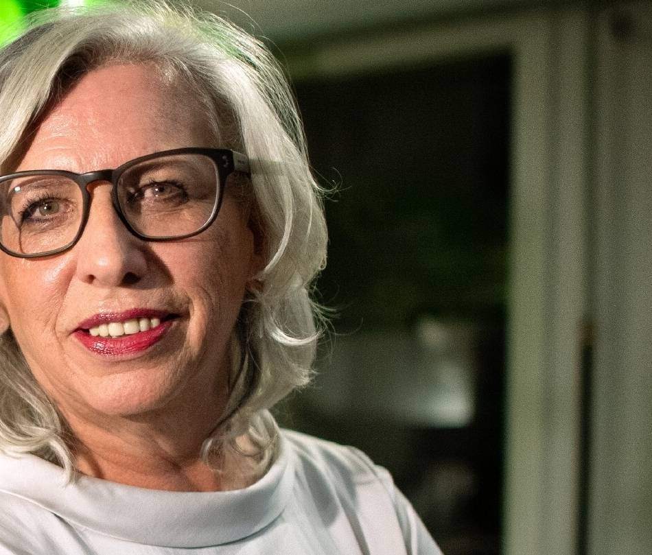 Kulturausschussvorsitzende in Leverkusen geht: Haushaltsloch – Roswitha Arnwold warnt vor Kunstausverkauf