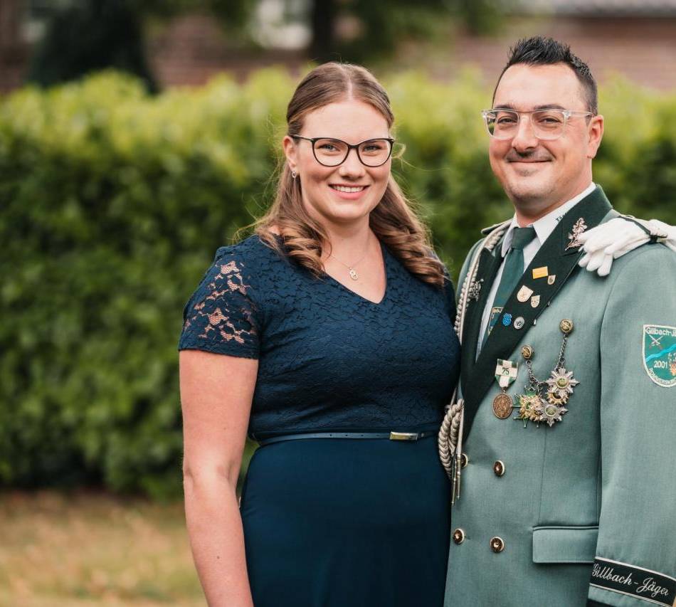 Brauchtum in Rommerskirchen: Stefan und Carolin Schäben sind neues Kronprinzenpaar