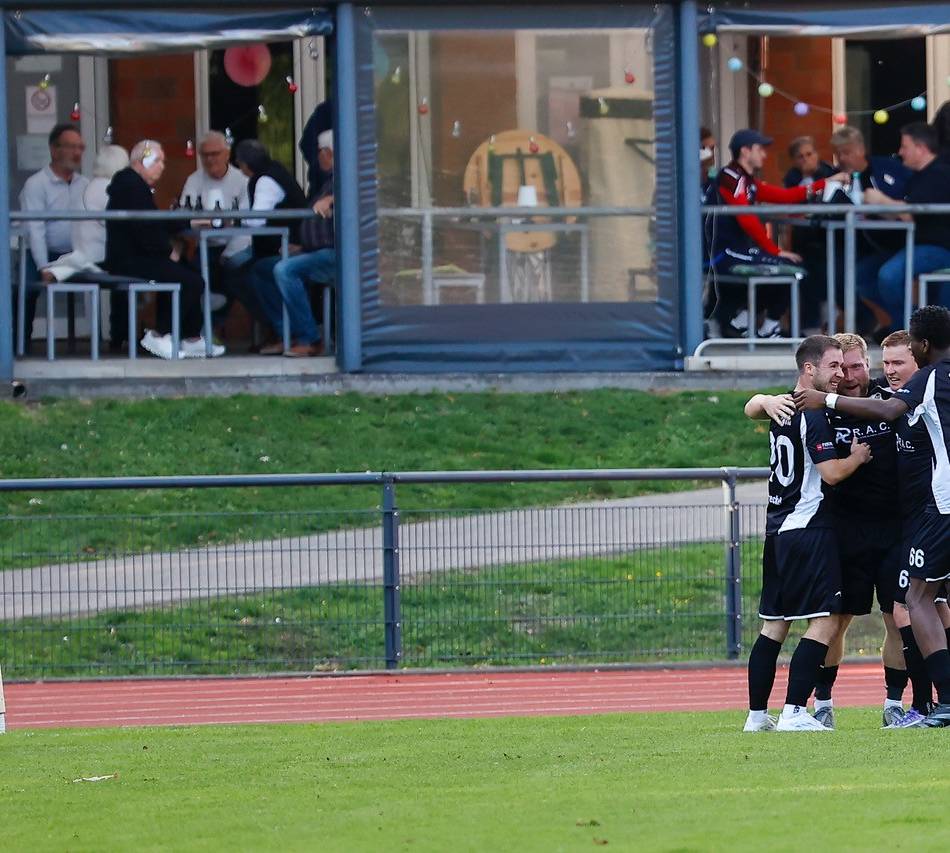 2:1-Sieg für Victoria in der Landesligs: Mennrath ärgert den Ligaprimus Süchteln
