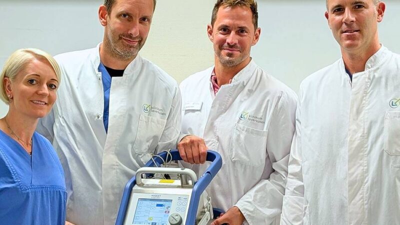 Notfall-Verfahren am Klinikum Leverkusen: Lebensretter kaum größer als eine Einkaufstasche