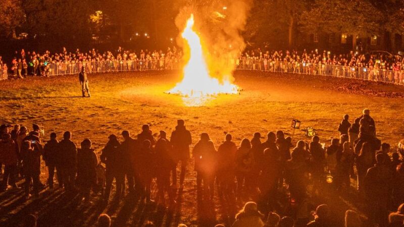 Regeln, Anmeldung, Fristen: Martinsfeuer in Kamp-Lintfort – das müssen Sie wissen