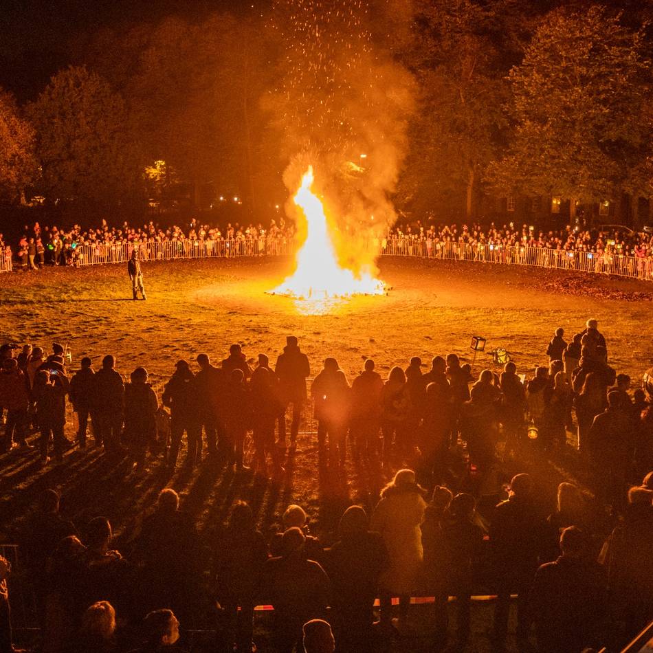 Regeln, Anmeldung, Fristen: Martinsfeuer in Kamp-Lintfort – das müssen Sie wissen