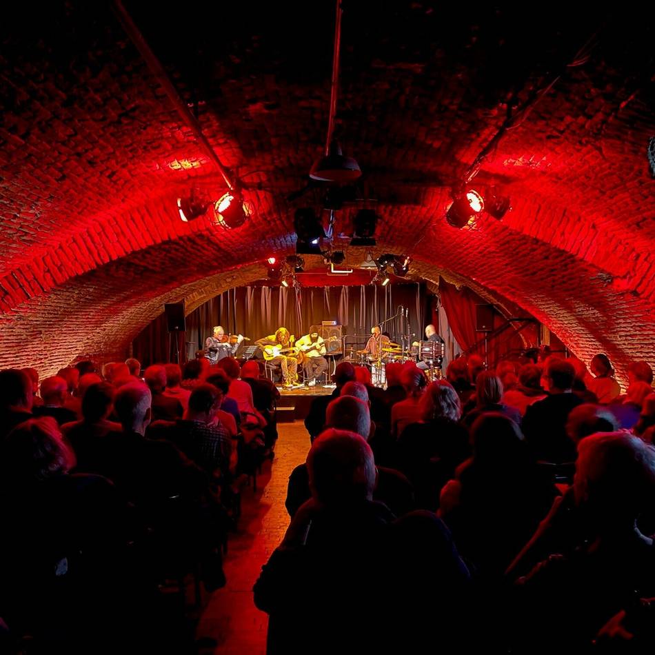 Neue Acoustic Concerts Saison in Neuss: Weltmusik im Kulturkeller