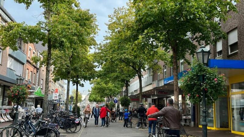 Einsatz der Polizei: Festnahme mitten in Drogeriemarkt in Goch
