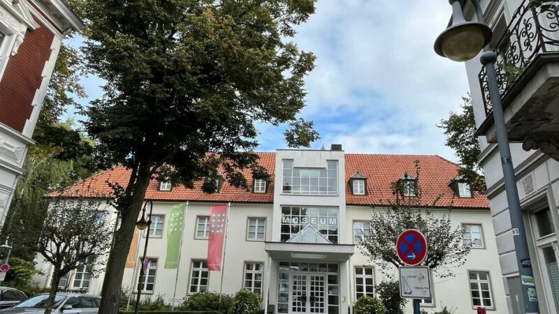 Museum Goch: Neues Buch – ein Spaziergang durch die Sammlung