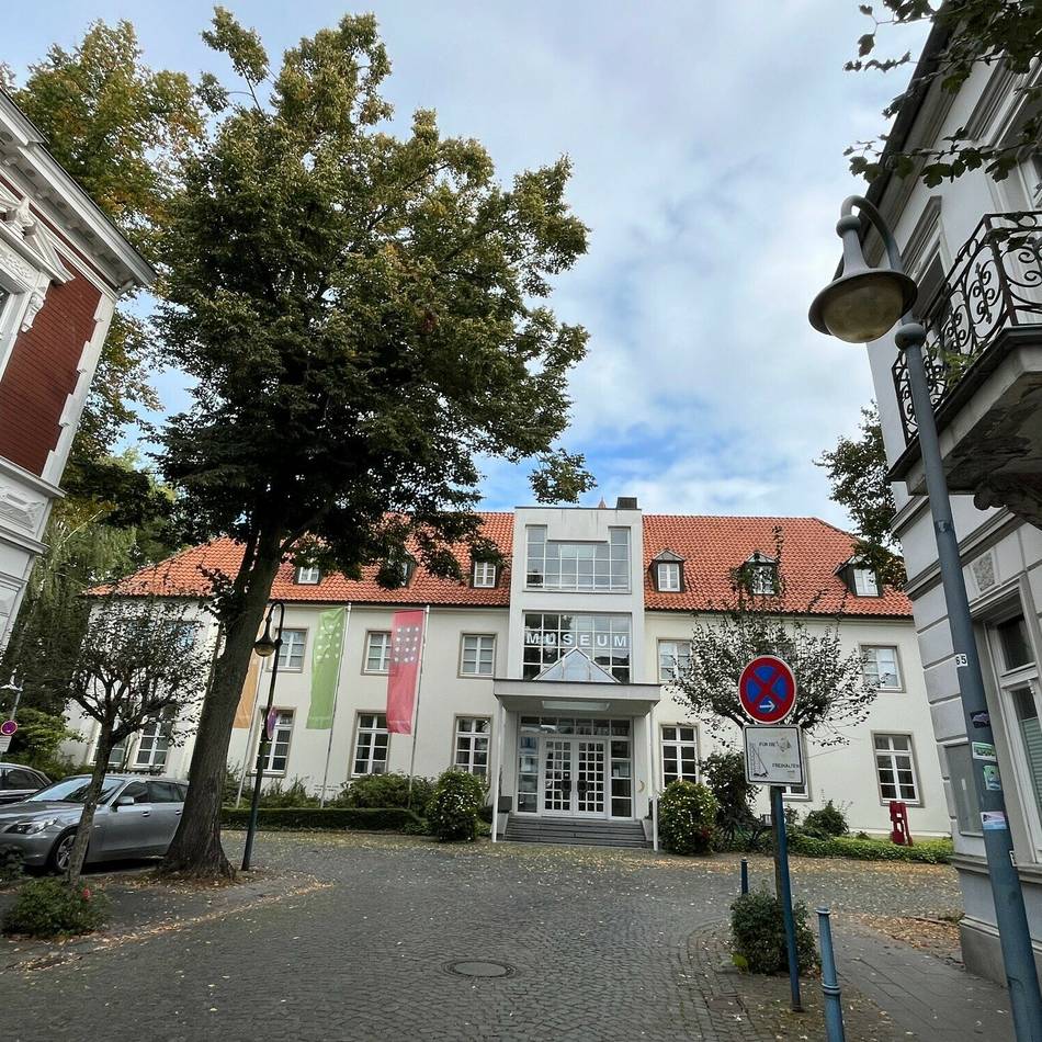 Museum Goch: Neues Buch – ein Spaziergang durch die Sammlung
