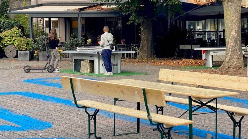 Dormagener zögern offenbar: Aktionsfläche am Rathaus bleibt leerer als erhofft